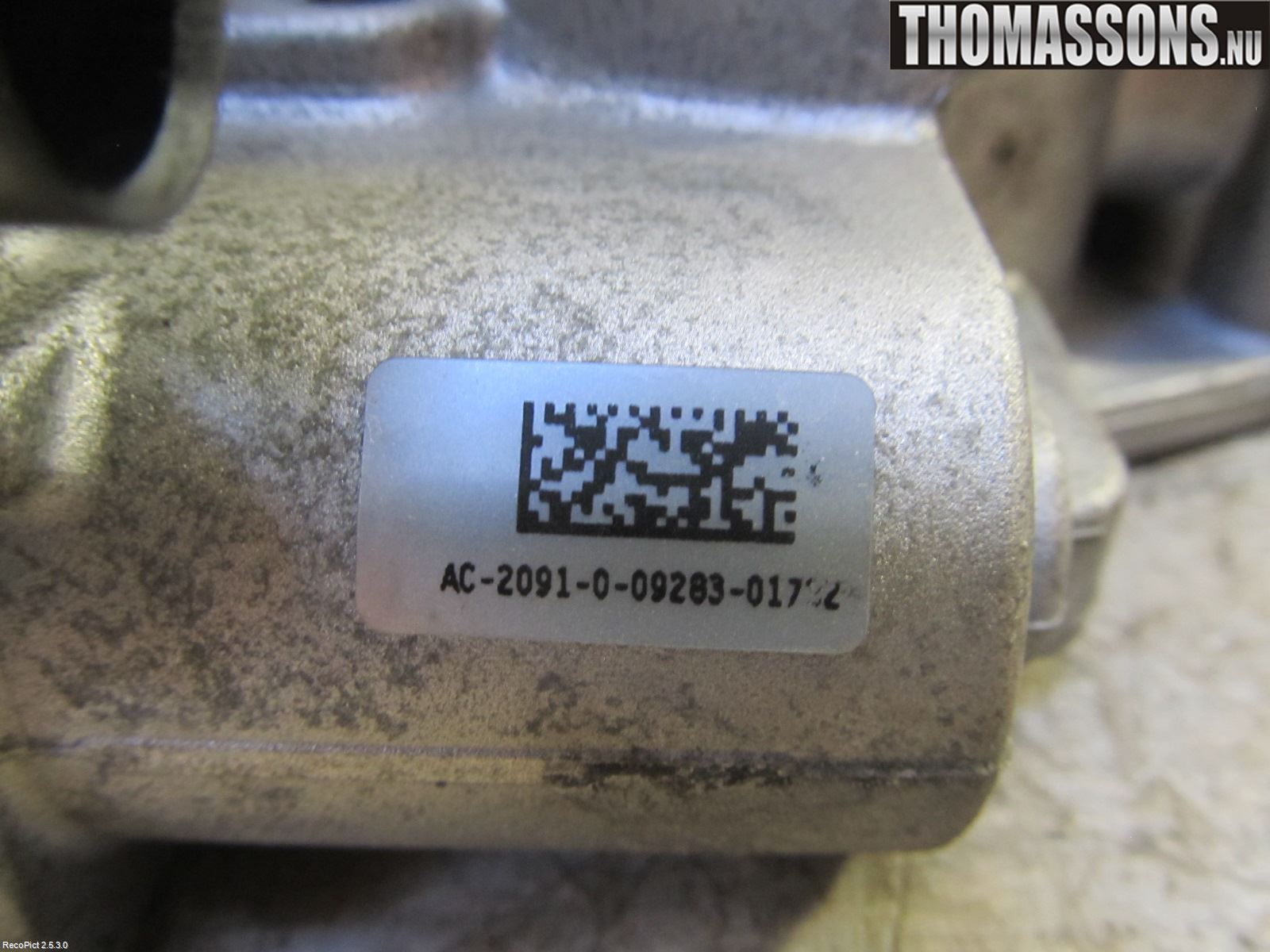 Volkswagen VW CADDY      04-10 Injspjällhus