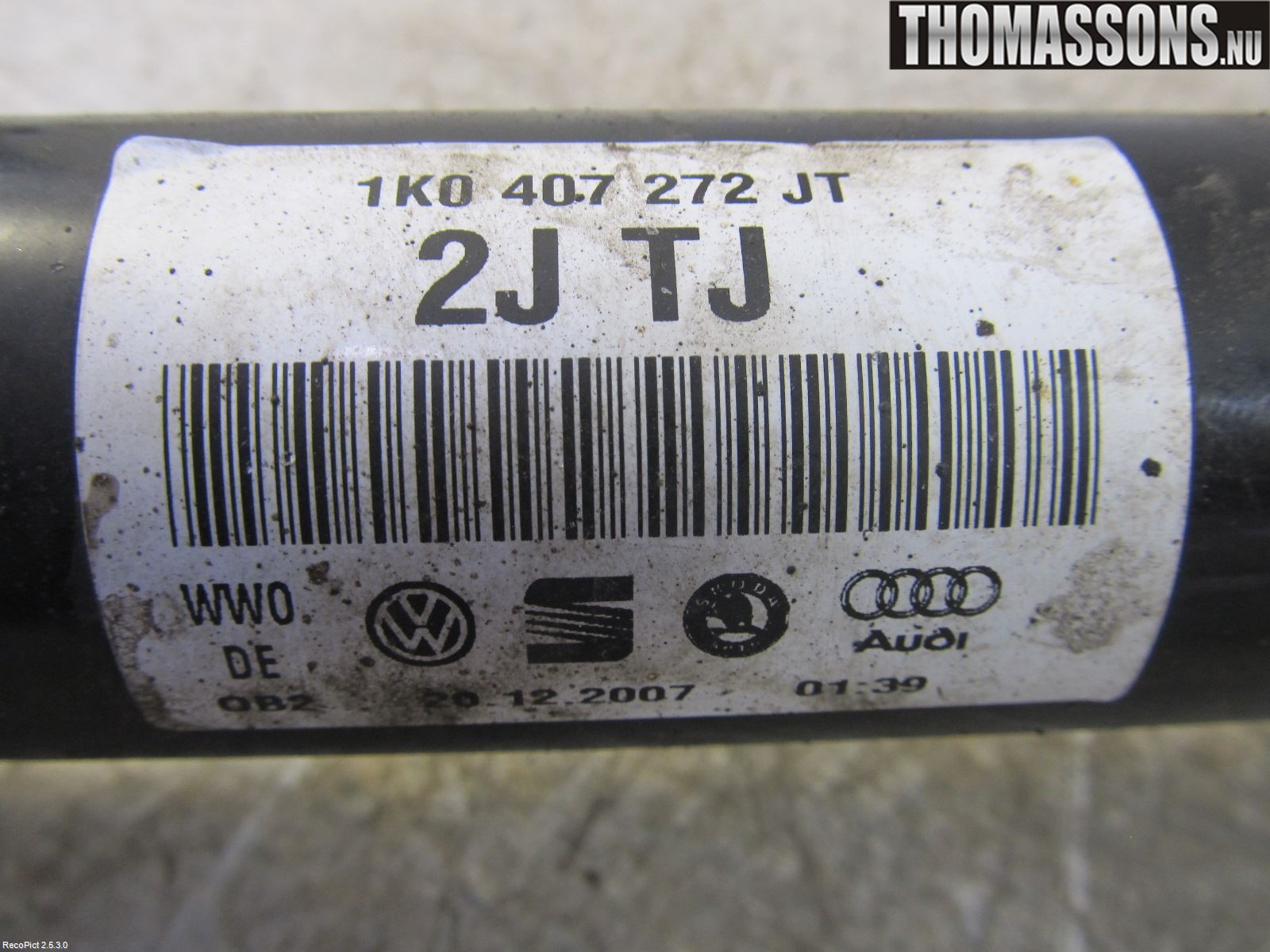 Volkswagen VW GOLF V 04-09 Drivaxel Fram Höger