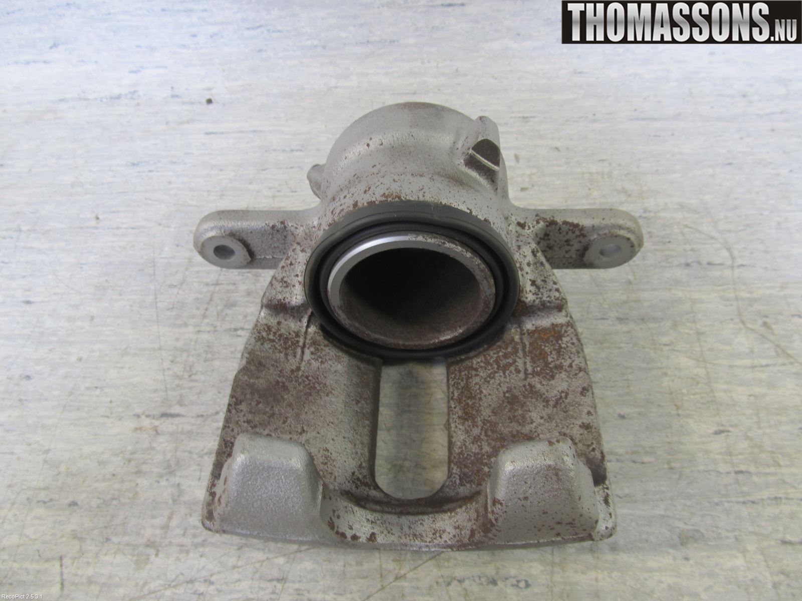 Renault CLIO III  09-12 Bromsok Fram Vänster