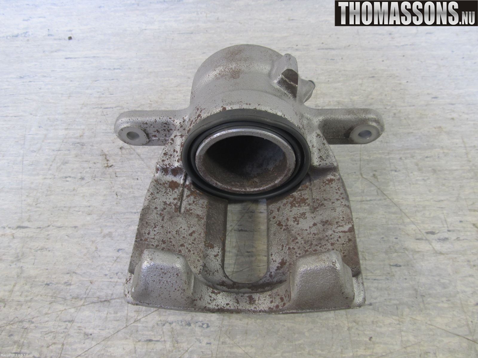 Renault CLIO III  09-12 Bromsok Fram Höger