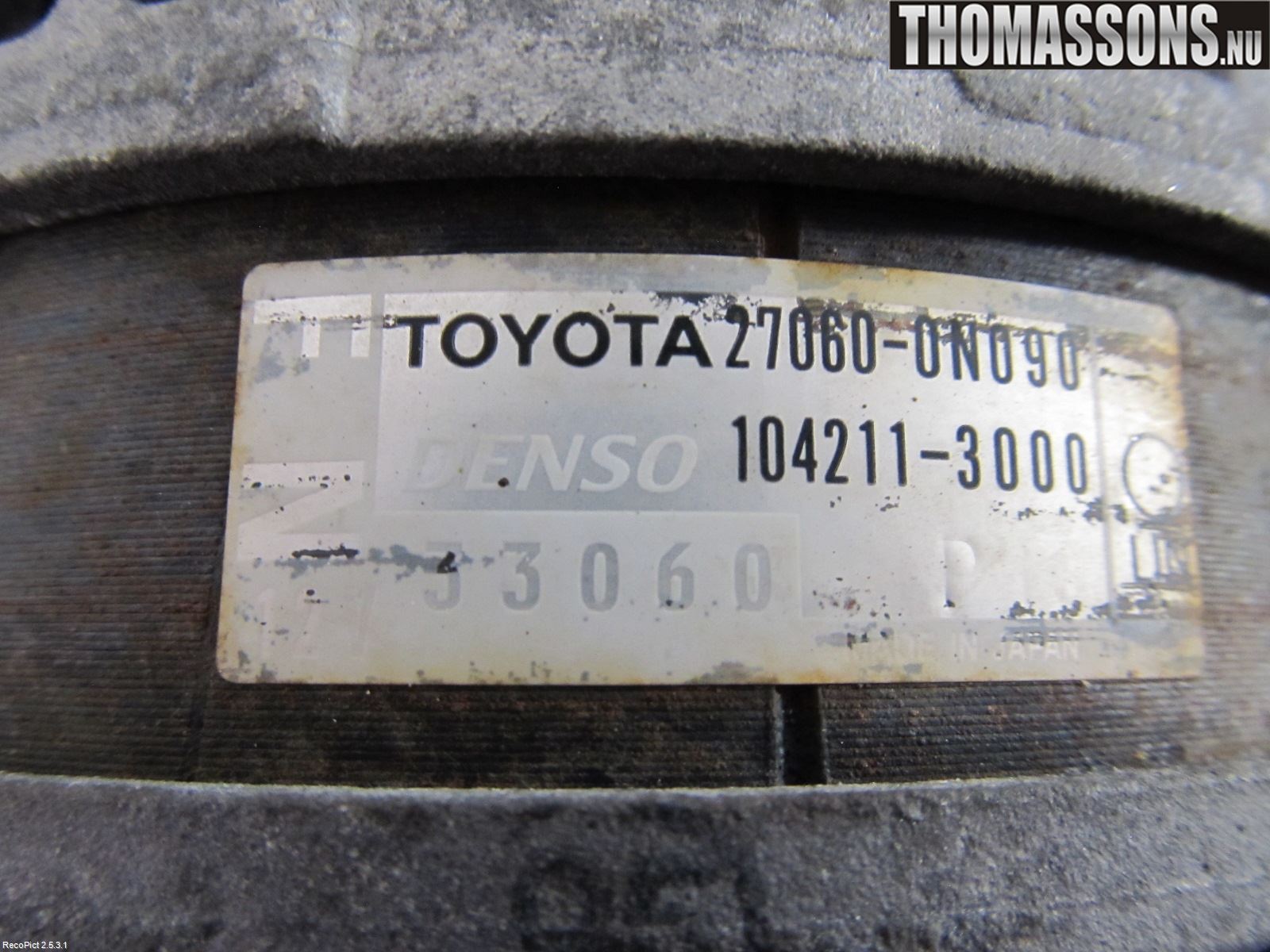 Toyota YARIS XP130 12-14 Generator