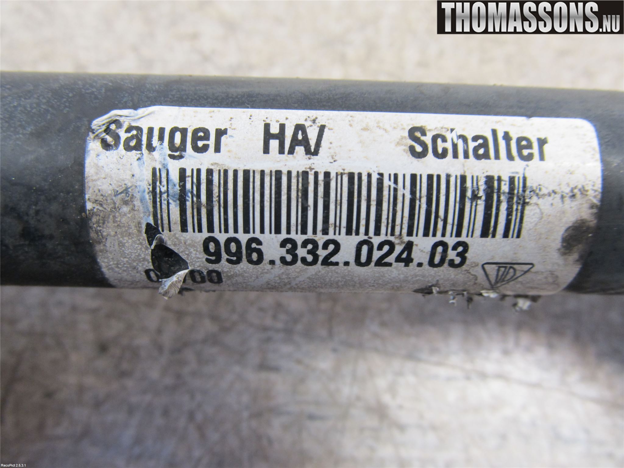 Porsche 911 (996) 98-05 Drivaxel Bak Vänster