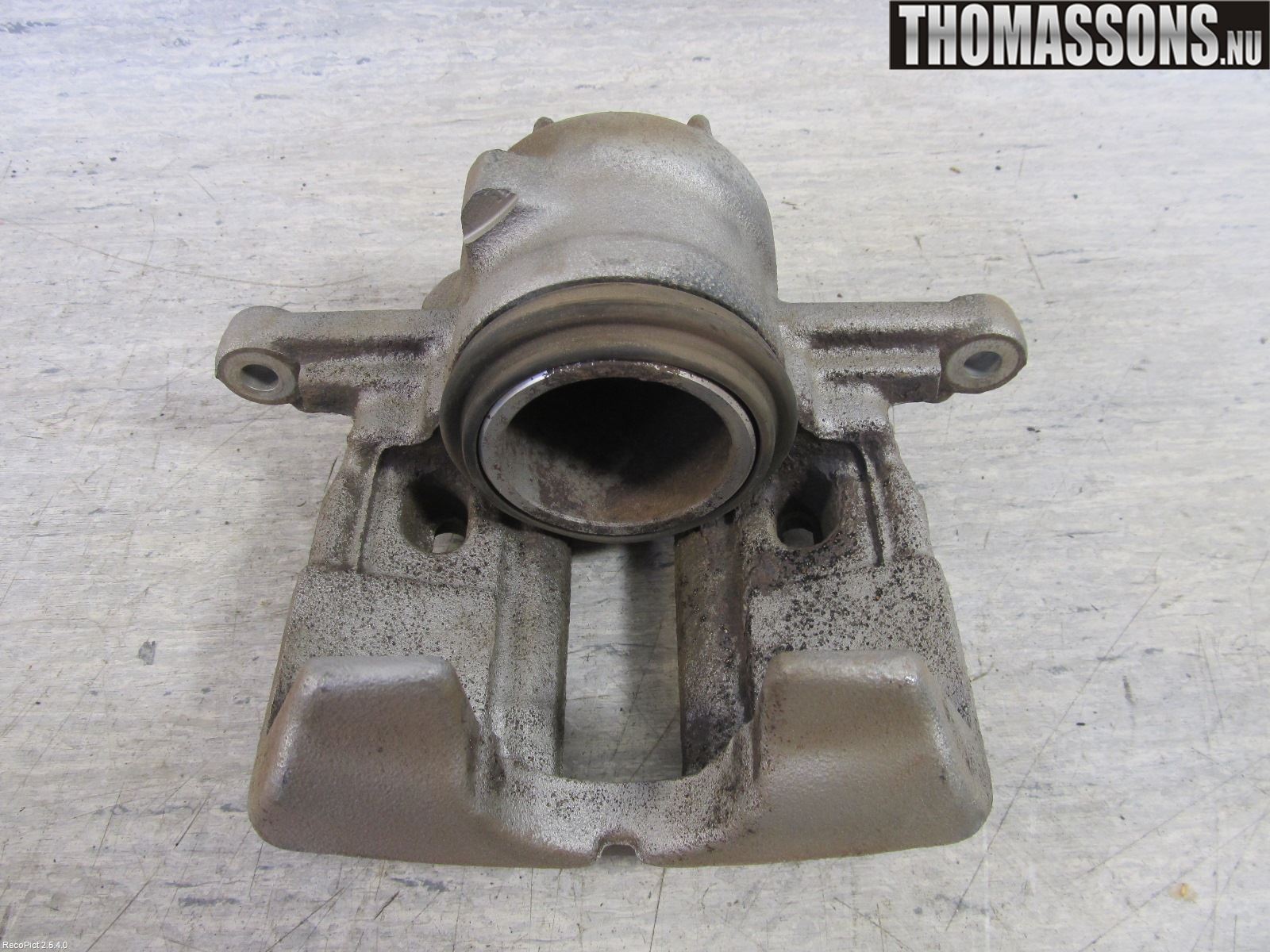 Mitsubishi COLT 09-13 Bromsok Fram Vänster