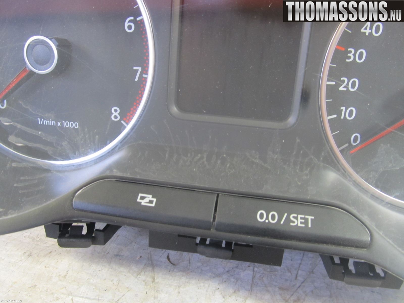 Volkswagen VW POLO 10-17 Instrument Komb