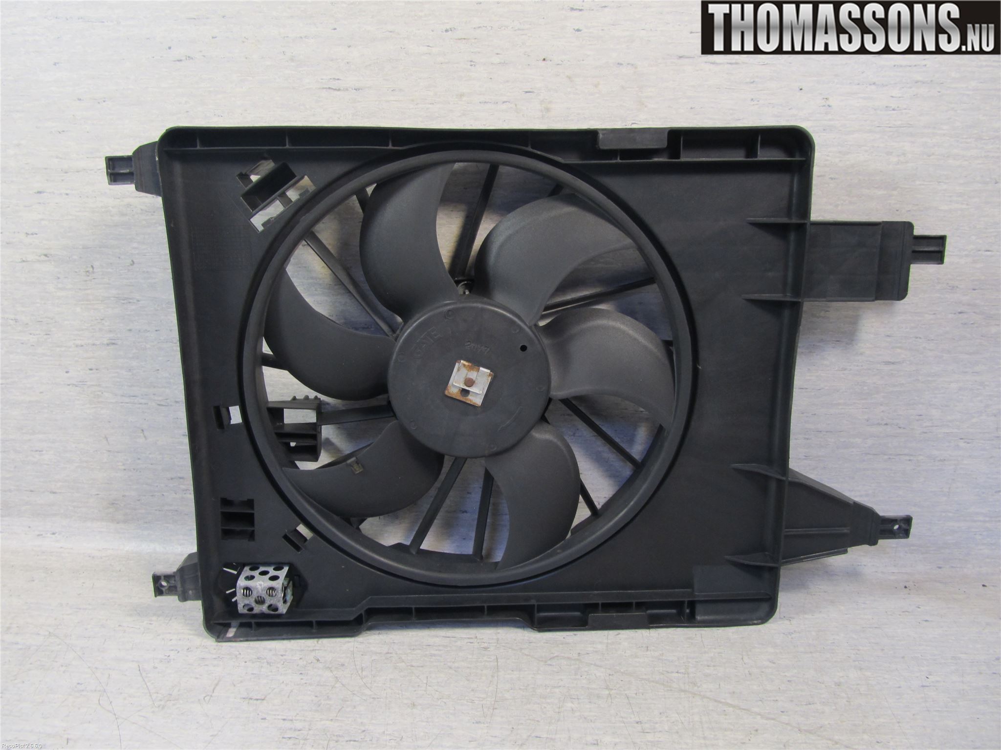 Renault MÉGANE II  06-08 Kylfläkt El