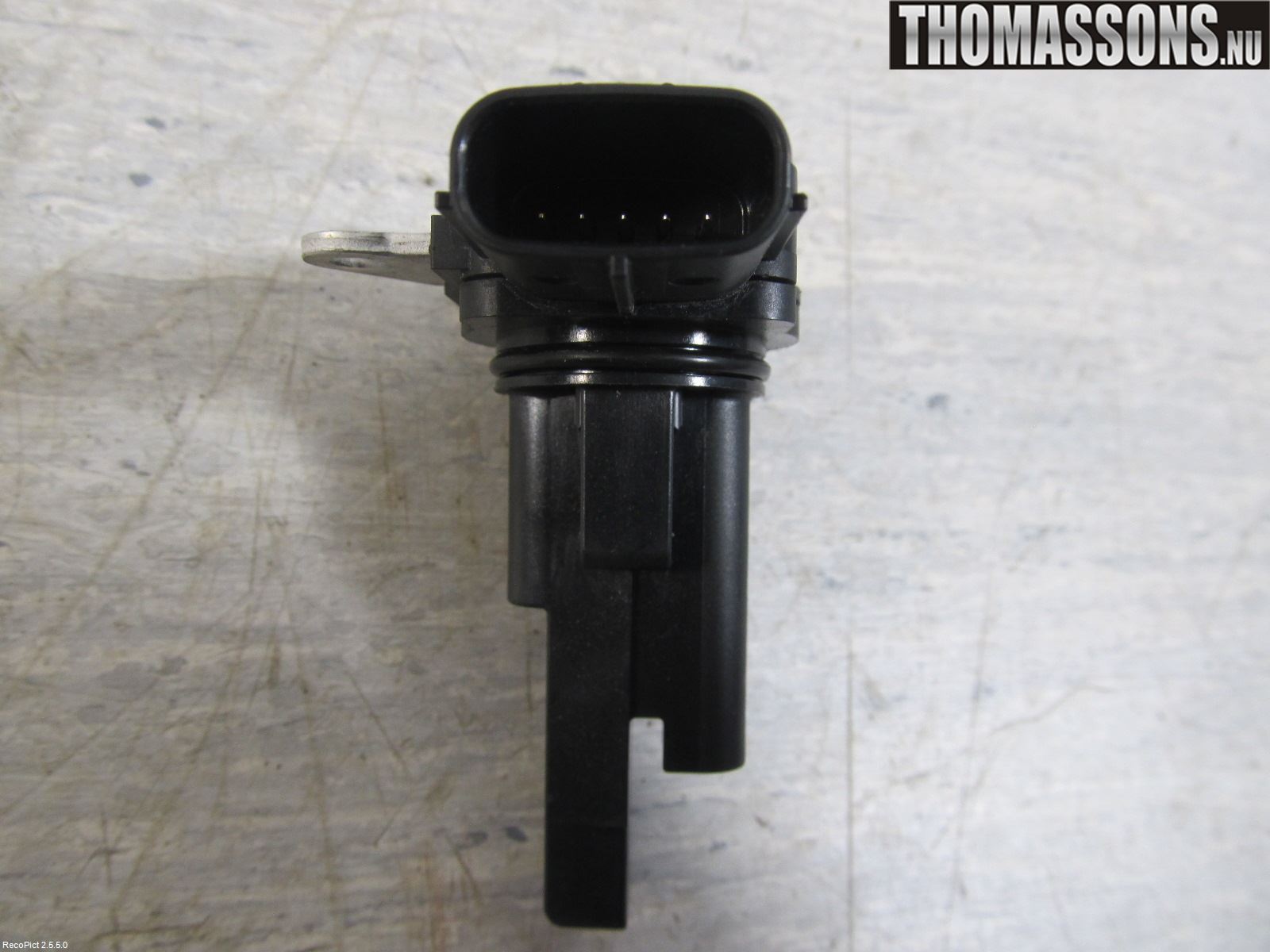 Toyota AVENSIS 09-15 Injluftmassamätare