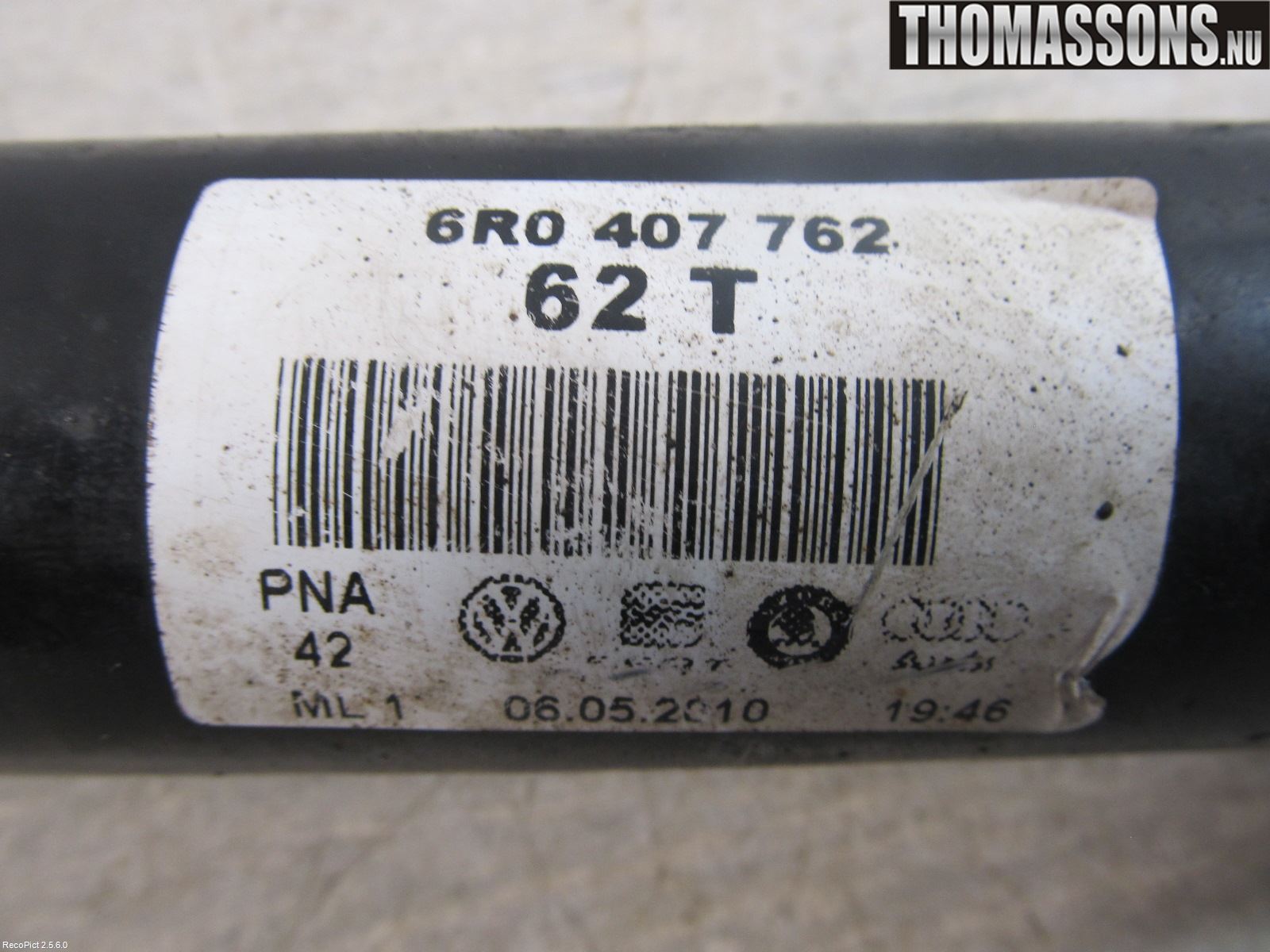 Volkswagen VW POLO 10-17 Drivaxel Fram Höger