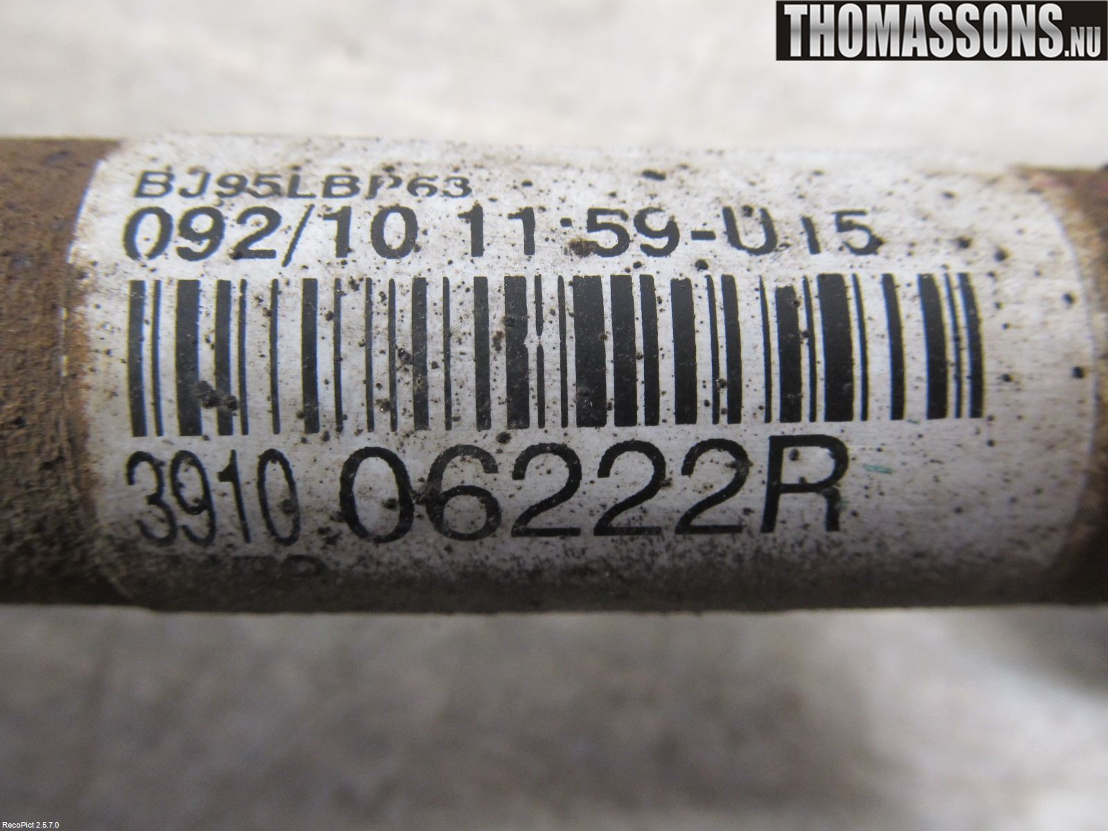 Dacia DUSTER 10-17 Drivaxel Fram Höger