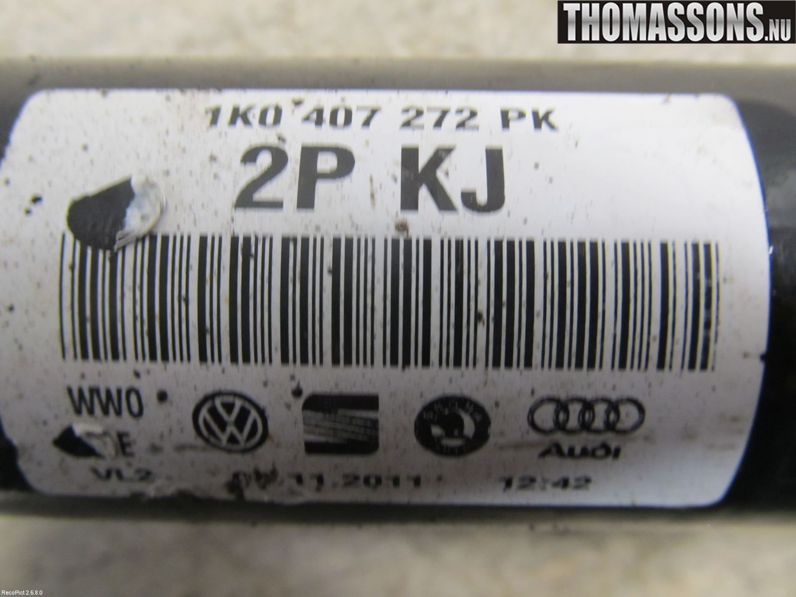 Volkswagen VW PASSAT 11-14 Drivaxel Fram Höger
