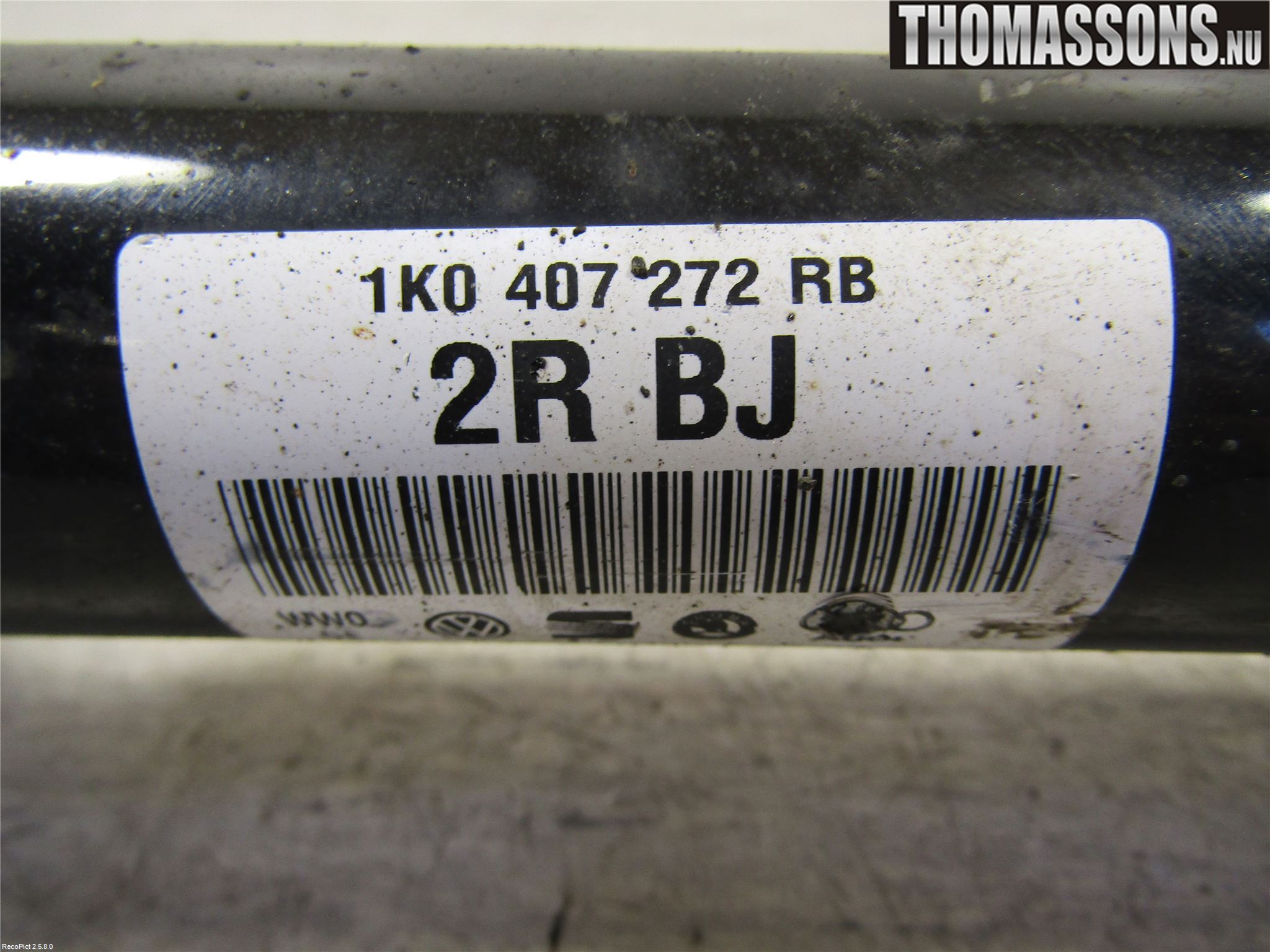 Volkswagen VW PASSAT 11-14 Drivaxel Fram Höger
