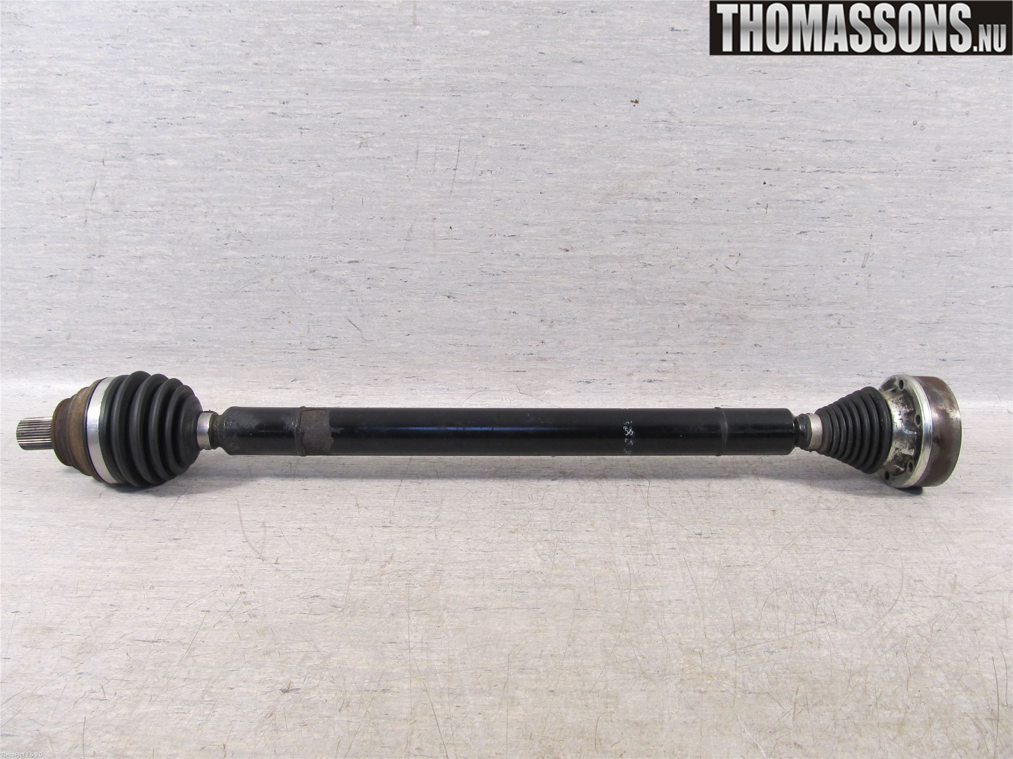 Volkswagen VW GOLF VI 09-13 Drivaxel Fram Höger
