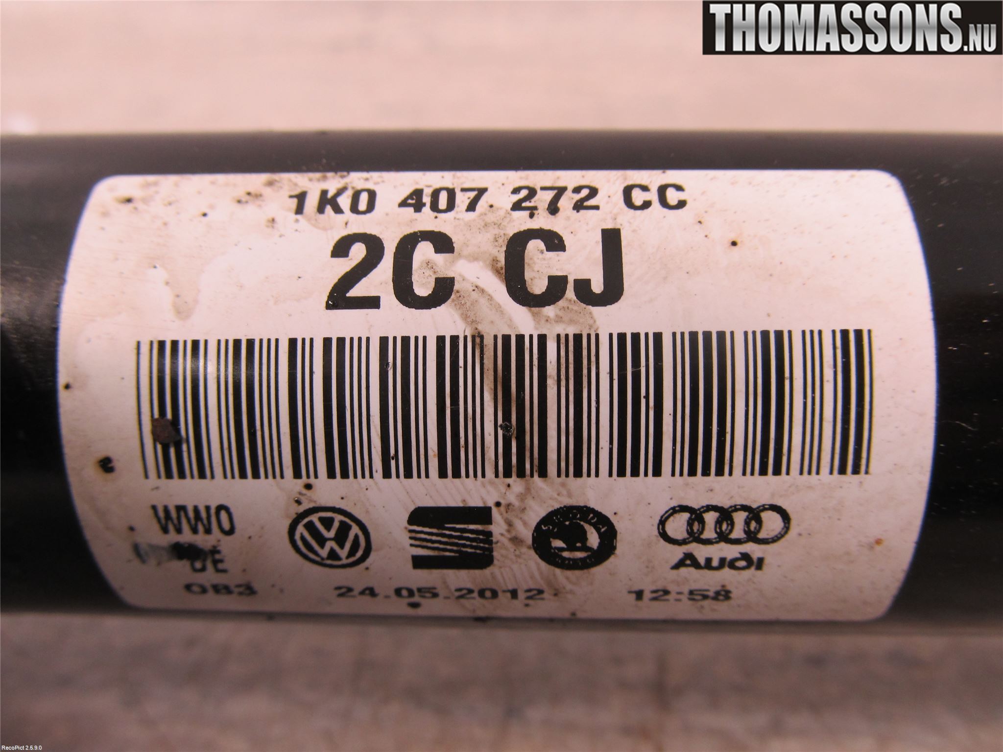 Volkswagen VW GOLF VI 09-13 Drivaxel Fram Höger