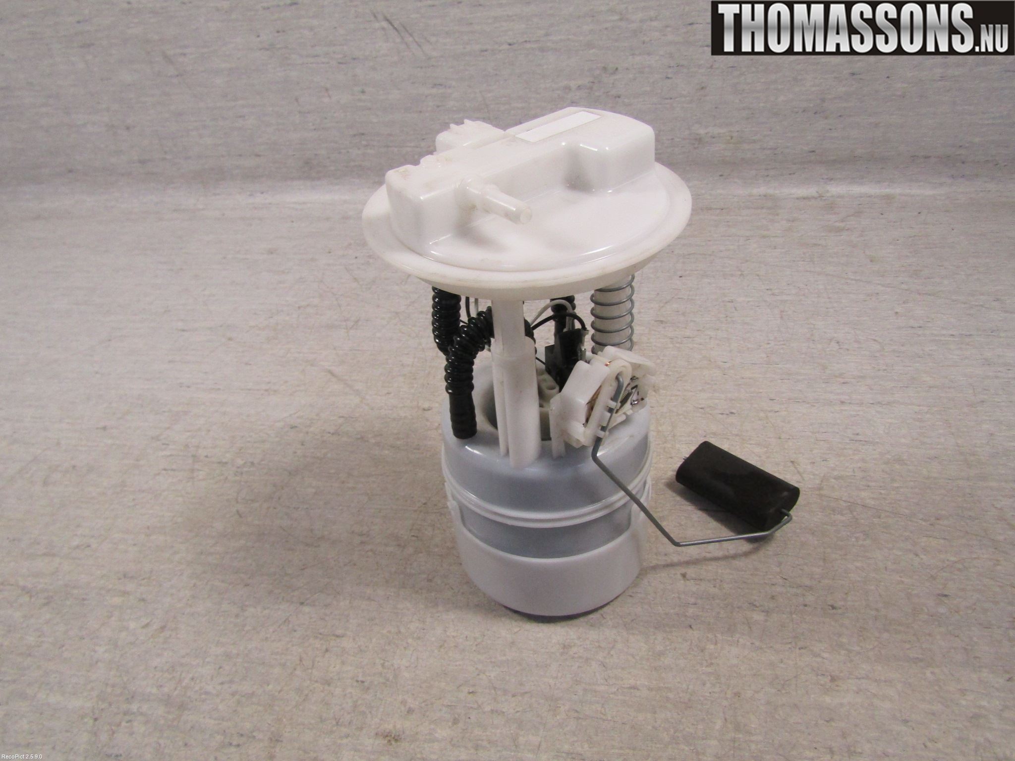 Nissan NOTE E11 06-14 Bränslepump El