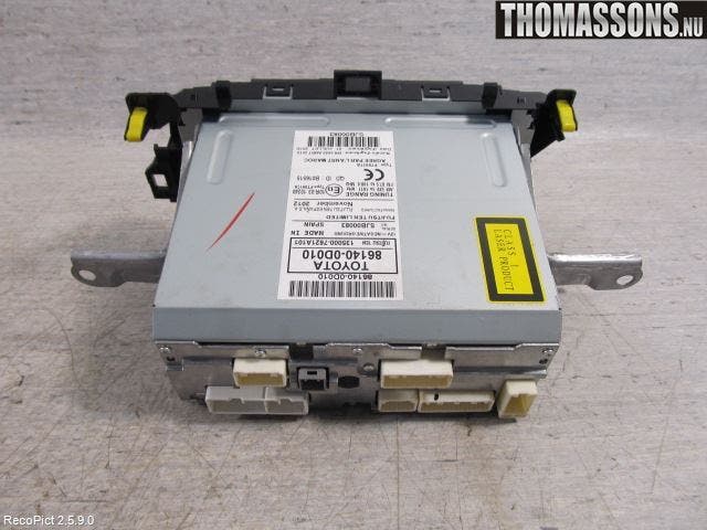 Toyota YARIS XP130 12-14 Radio