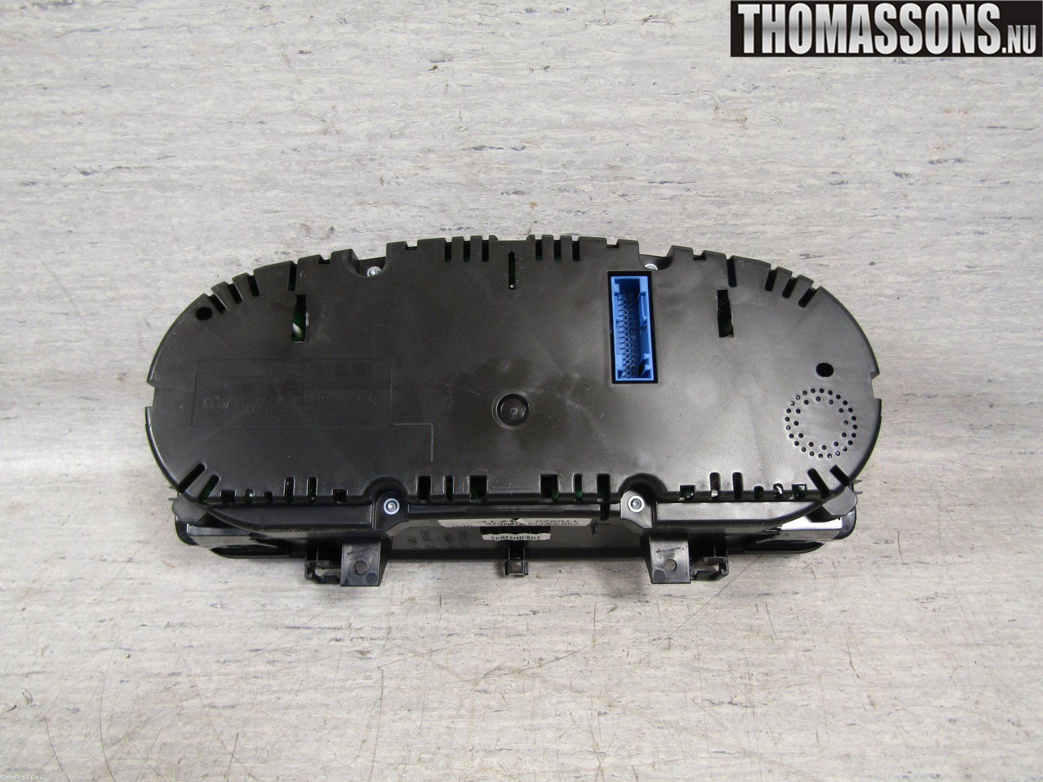 Volkswagen VW TOURAN 10-15 Instrument Komb