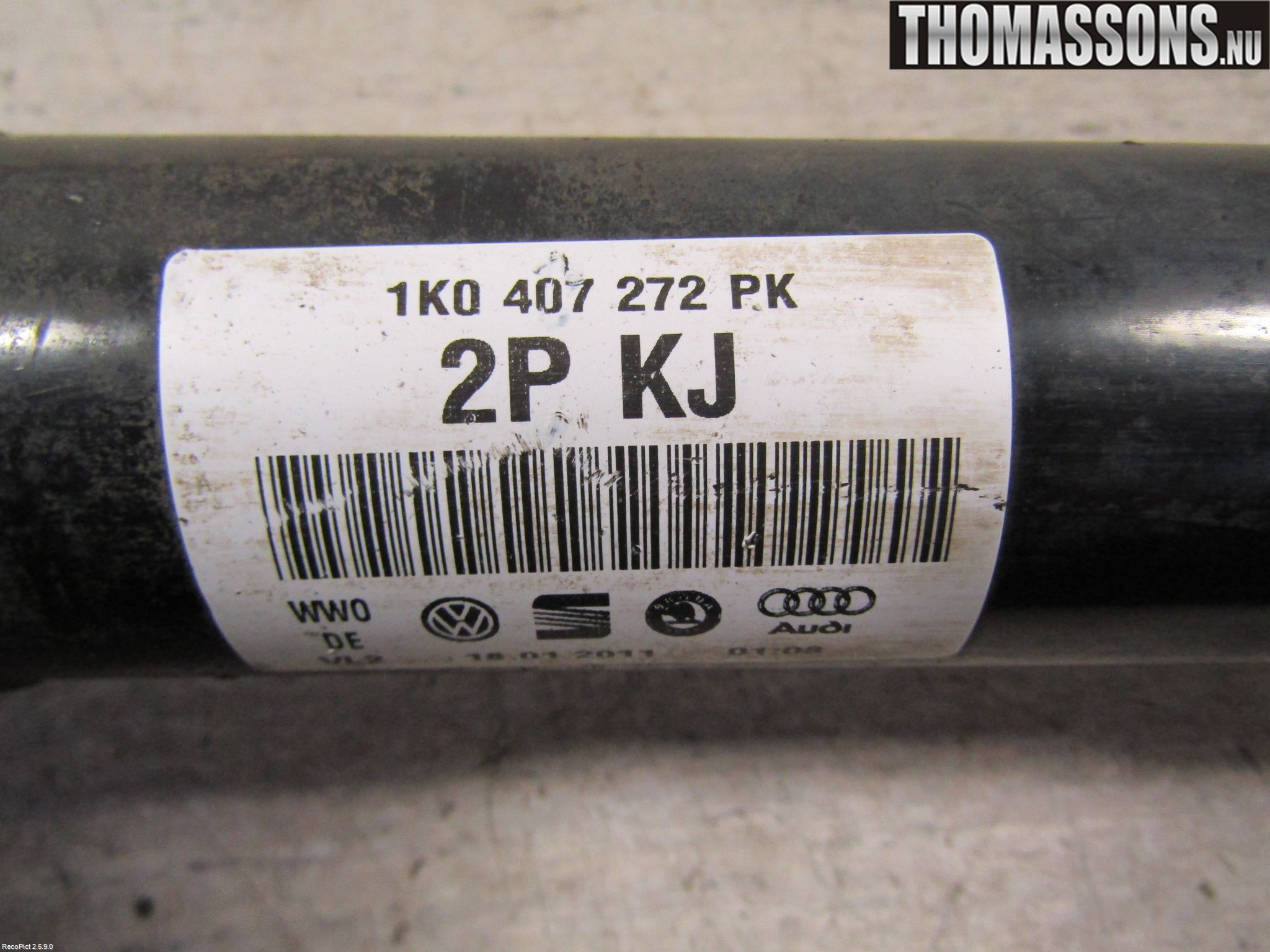 Volkswagen VW TOURAN 10-15 Drivaxel Fram Höger