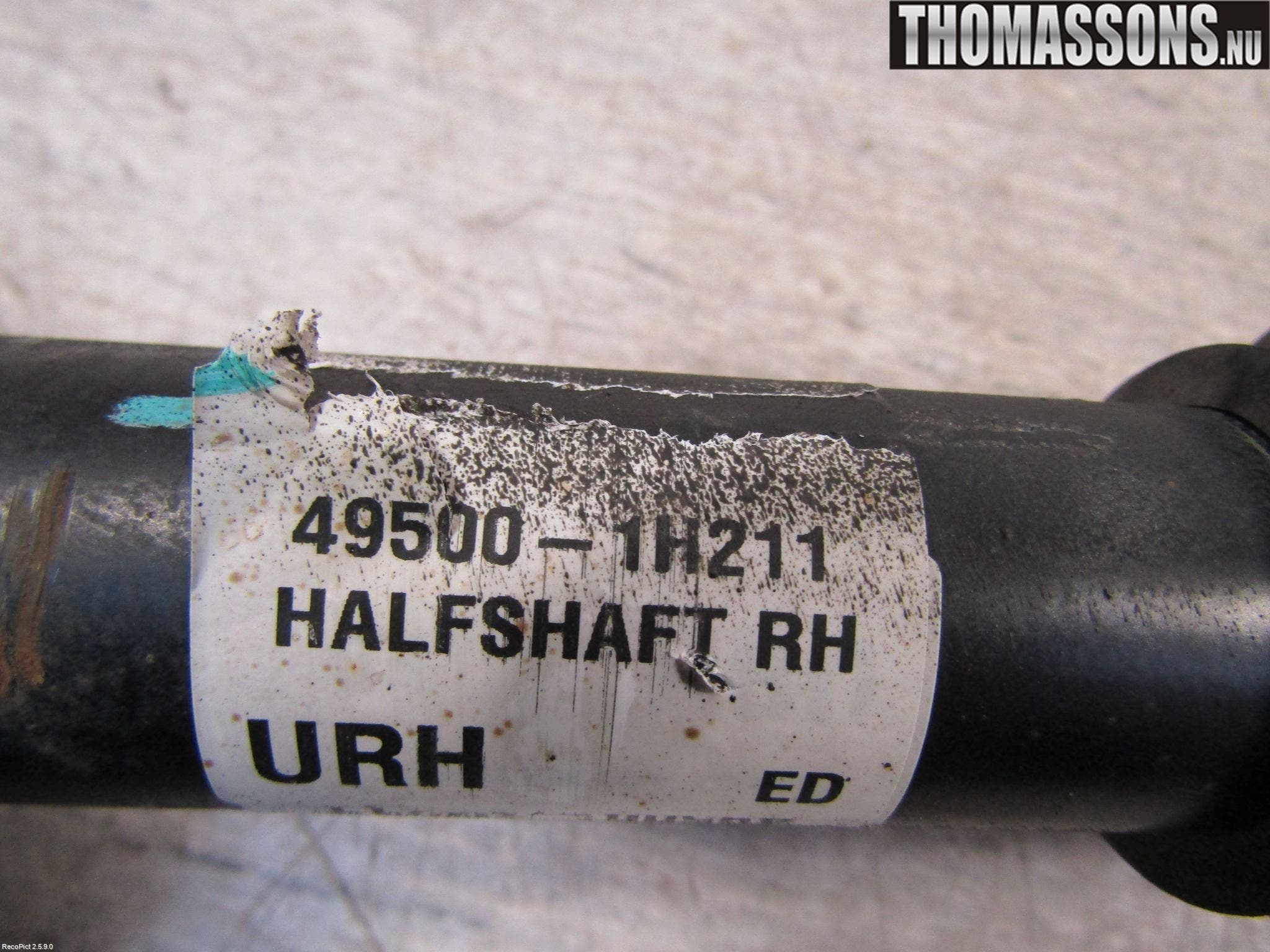 Kia CEED 06-12 Drivaxel Fram Höger