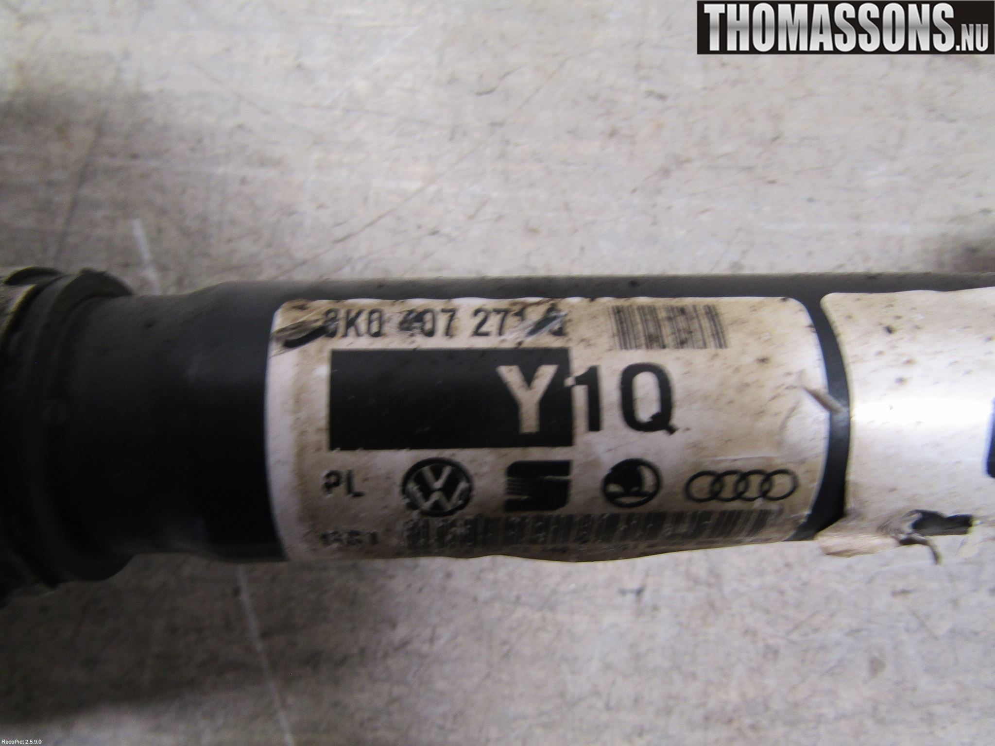 Audi A4/S4 08-11 Drivaxel Fram Vänster