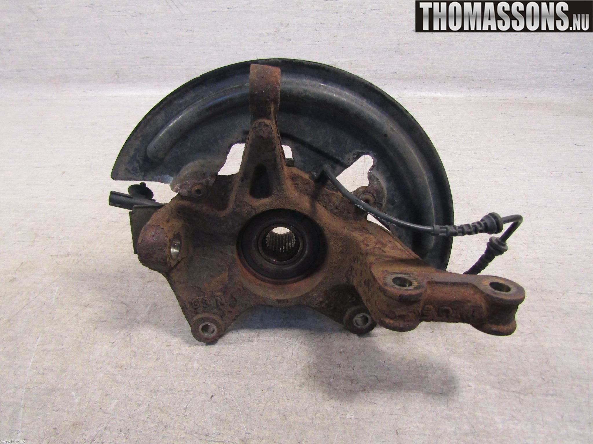 Renault MEGANE III 09-15 Styrspindel Lagerhus Vä