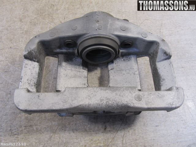 BMW 5 E60/61 Sed/Tou 02-10 Bromsok Fram Höger