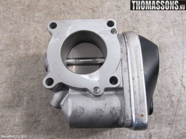 Dacia SANDERO 09-13 Injspjällhus