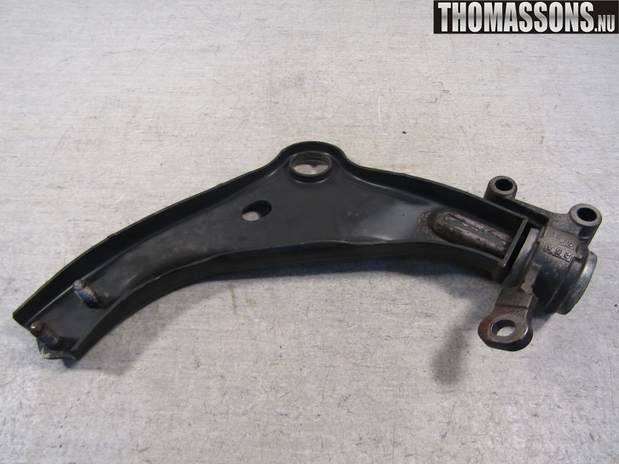 Mini CLUBMAN R55 06-14 Bärarm Fram Undre Hö
