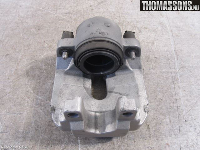 BMW 5 F10/F11/F18 09-17 Bromsok Fram Höger