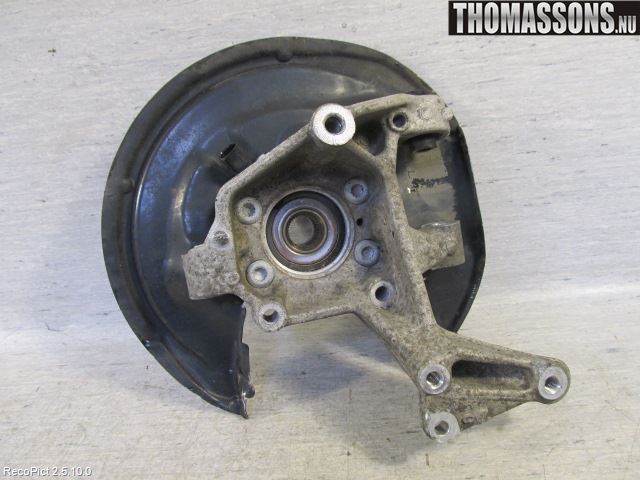Skoda SUPERB 09-15 Hjullagerhus-Spindel Hö B
