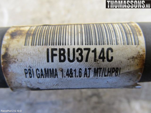 Hyundai i20 PB 09-14 Drivaxel Fram Vänster