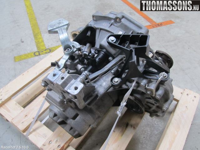 Volkswagen VW GOLF VI 09-13 Växellåda Man 6 Vxl