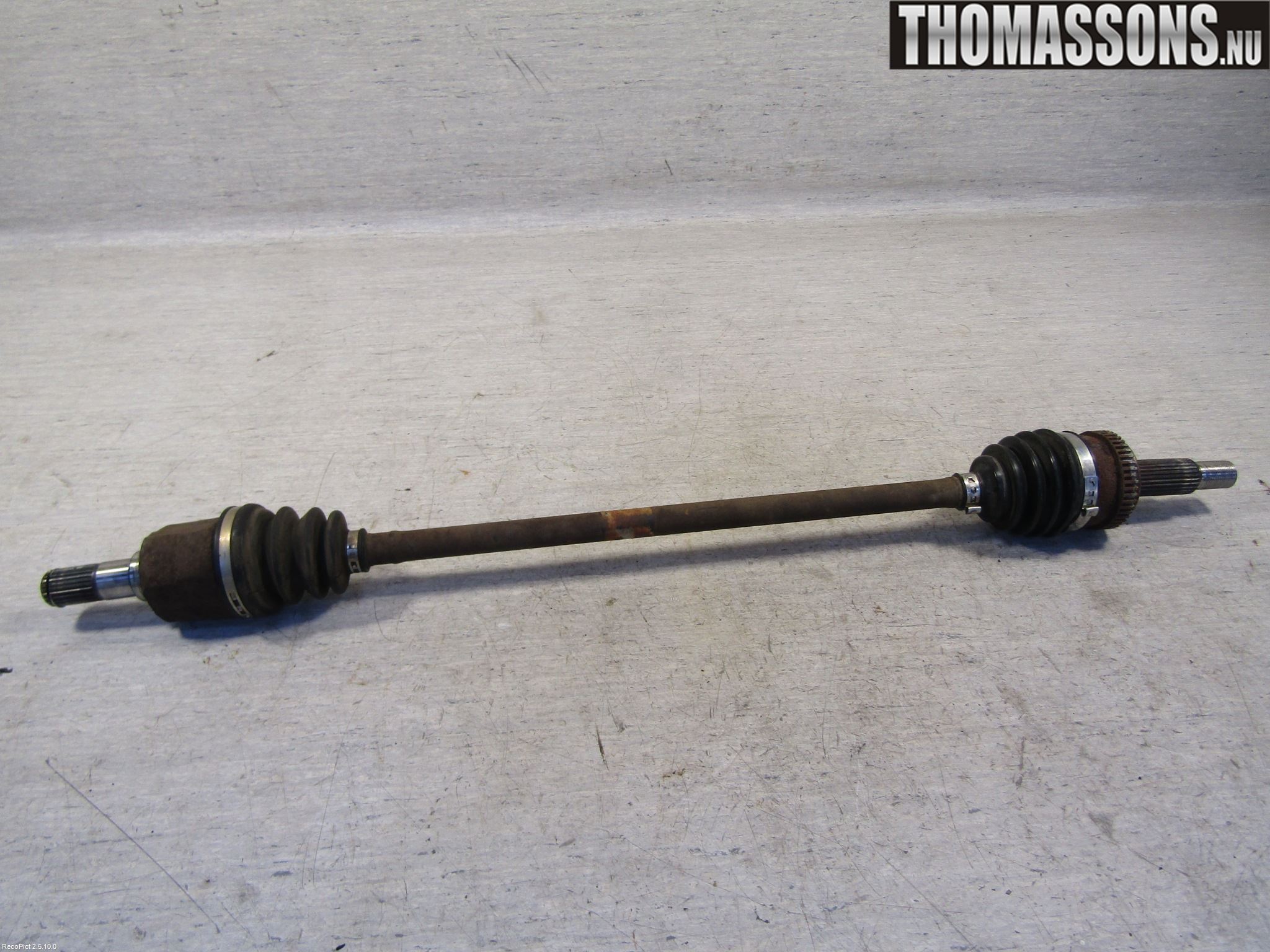 Hyundai ix35 Drivaxel Bak Vänster