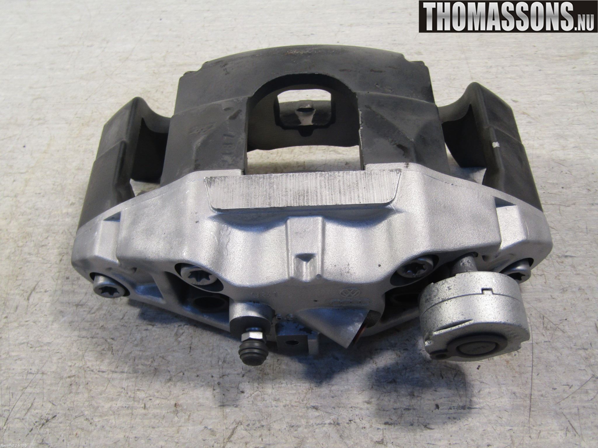 Volkswagen VW SCIROCCO 09-17 Bromsok Fram Vänster