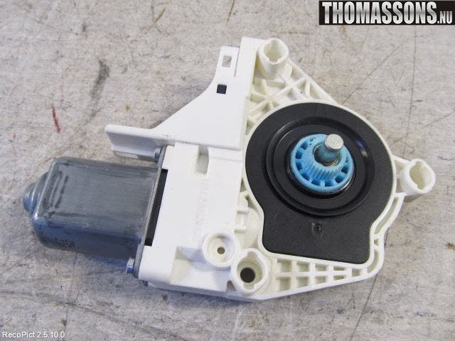 Audi A4 12-15 Fönsterhissmotor