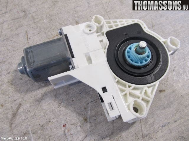 Audi A4 12-15 Fönsterhissmotor