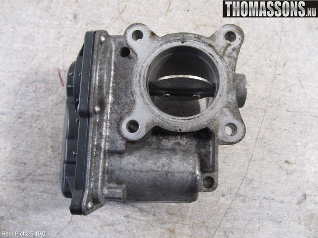 Toyota YARIS XP90 06-11 Injspjällhus