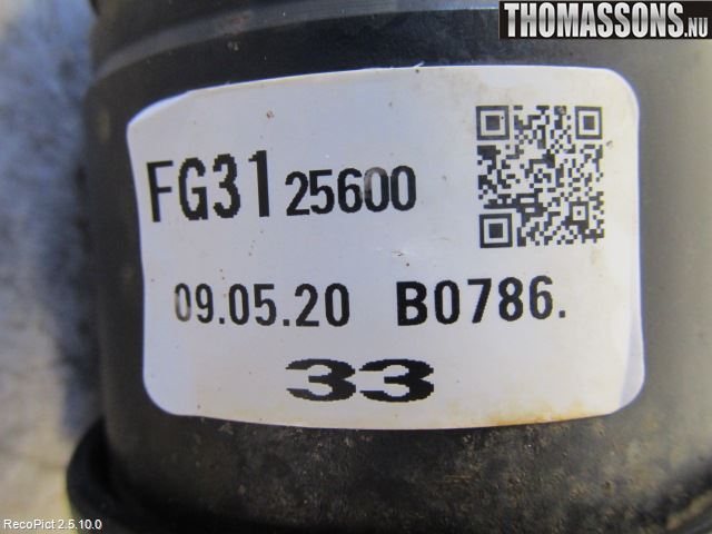 Mazda 3 II 09-13 Drivaxel Fram Vänster