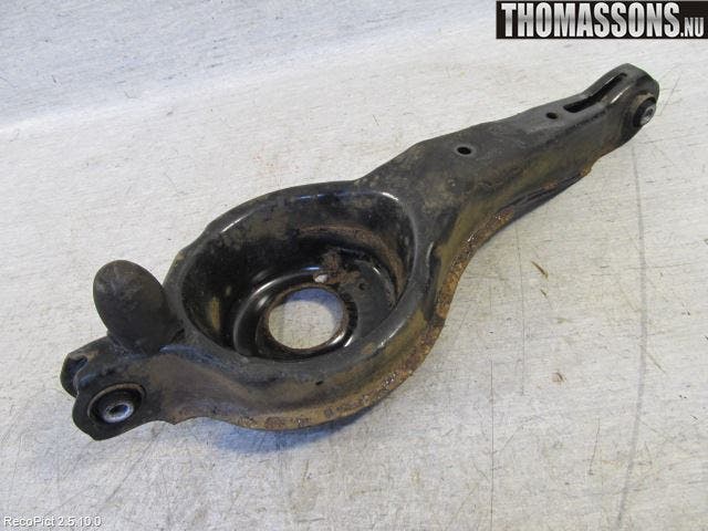 Ford C-MAX II 11-14 Bärarm Bak Höger