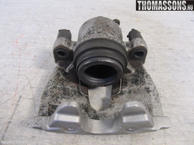 Ford C-MAX II  11-14 Bromsok Fram Höger