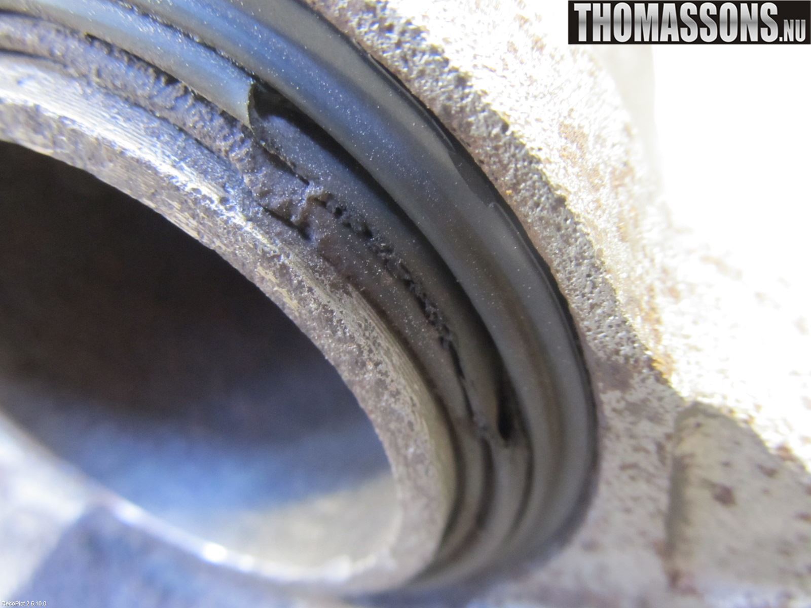 Nissan X-TRAIL 08-14 Bromsok Fram Höger