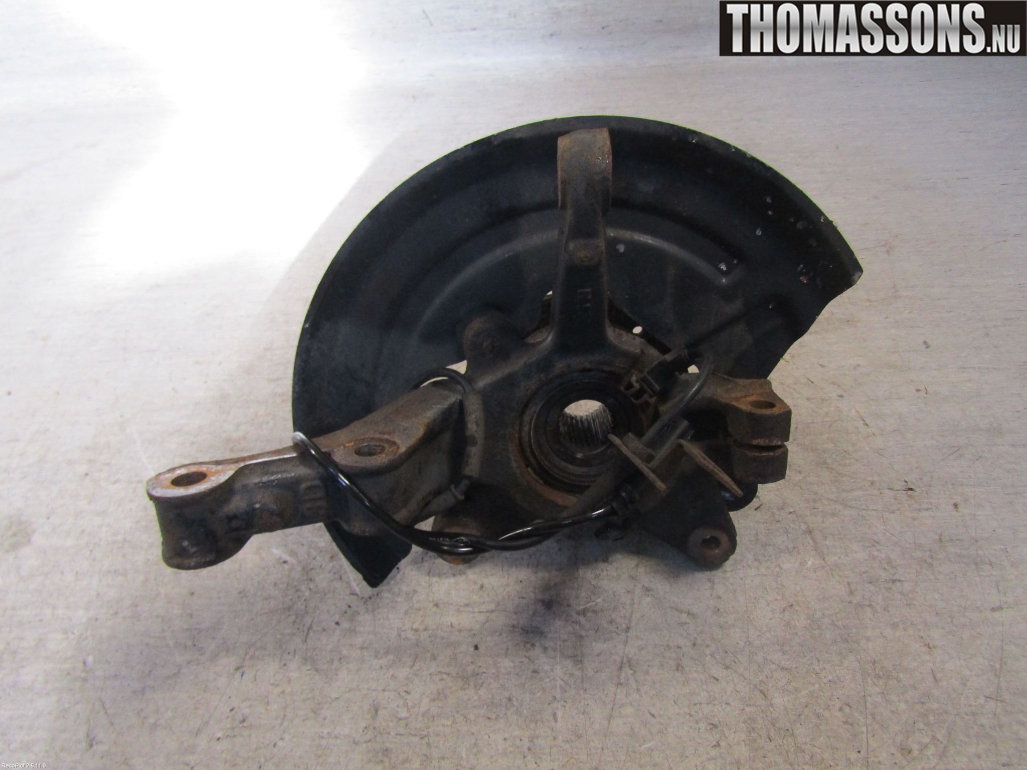 Renault KANGOO II 08-14 Styrspindel Lagerhus Hö