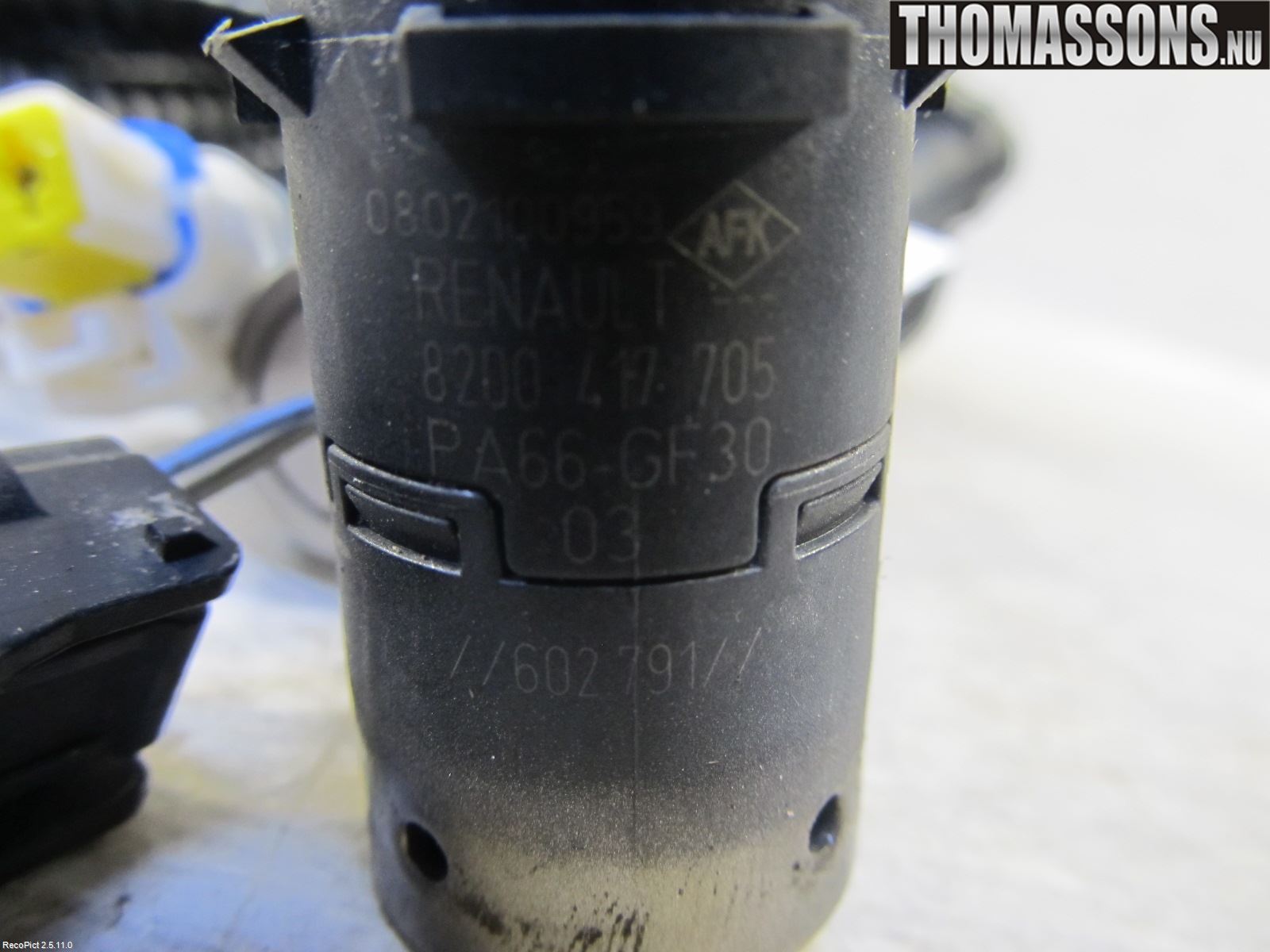 Renault CLIO III  09-12 Parkeringshjälp Backsensor