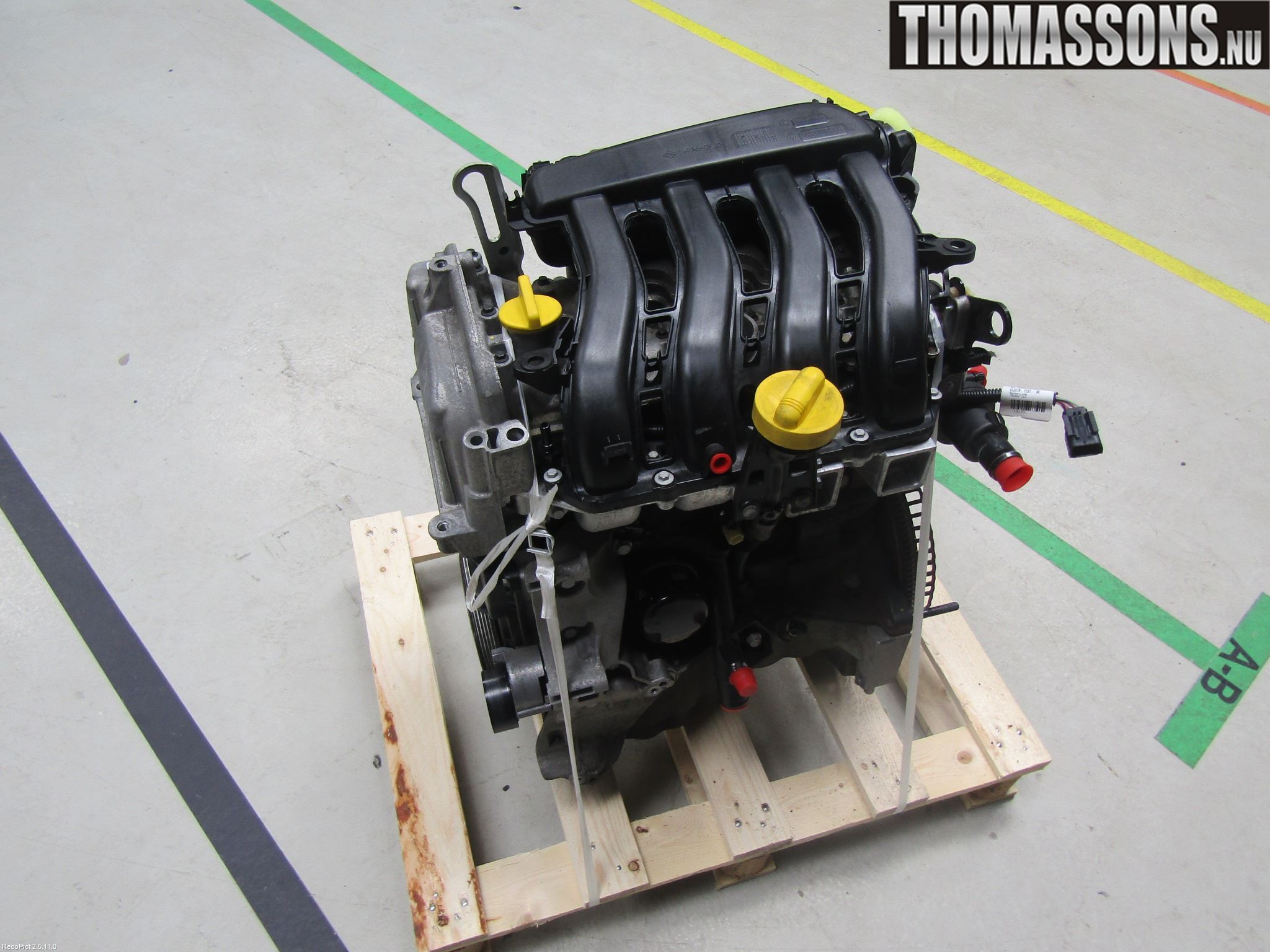 Renault CLIO III  09-12 Motor Bensin