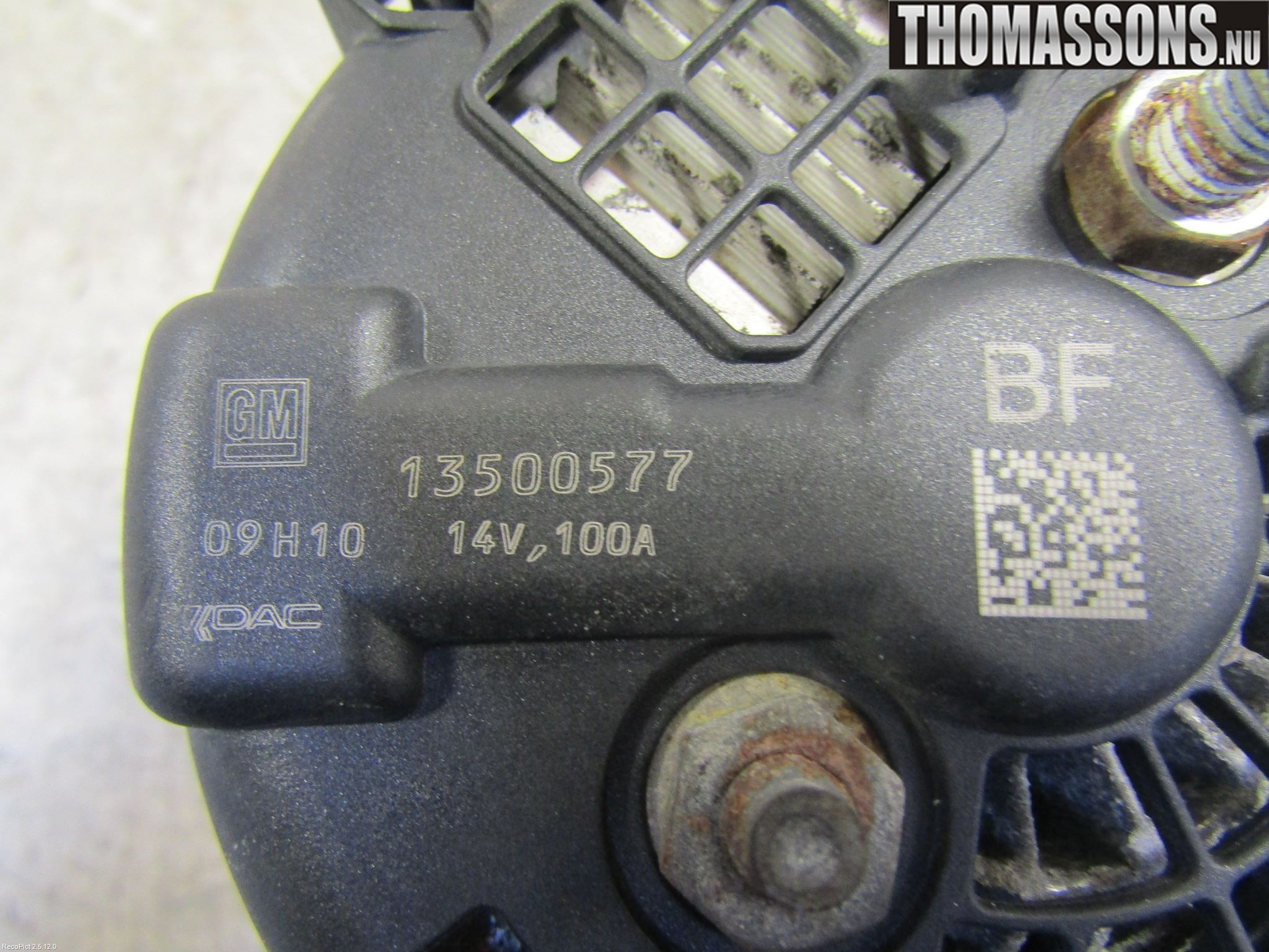 Opel INSIGNIA 09-16 Generator