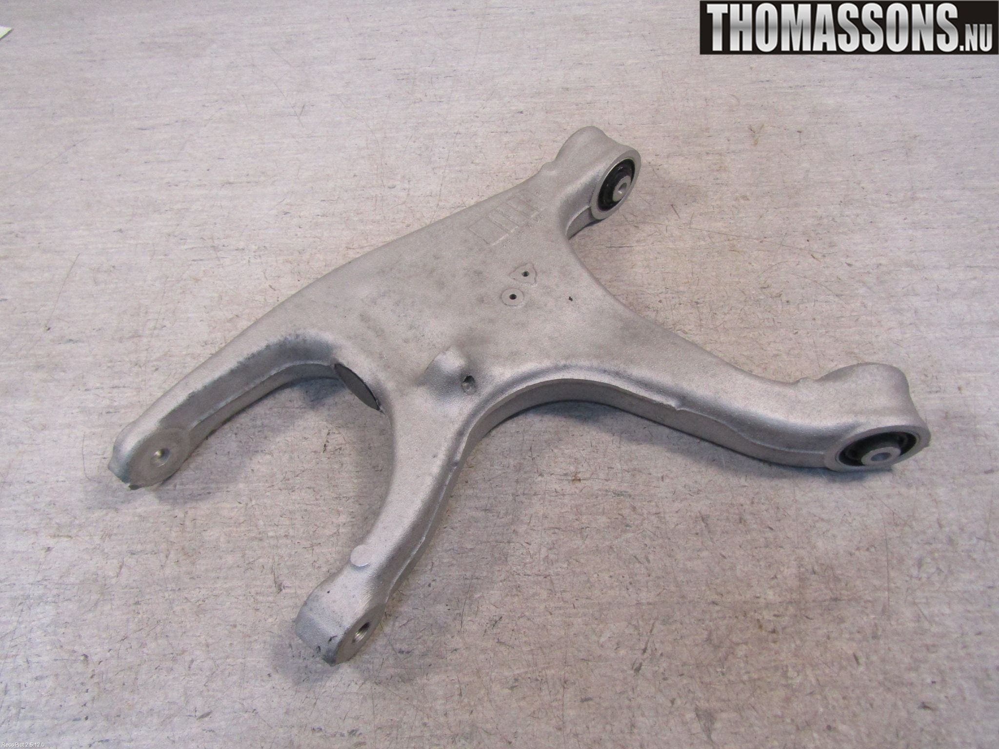 Audi A4/S4 08-11 Bärarm Bak Höger