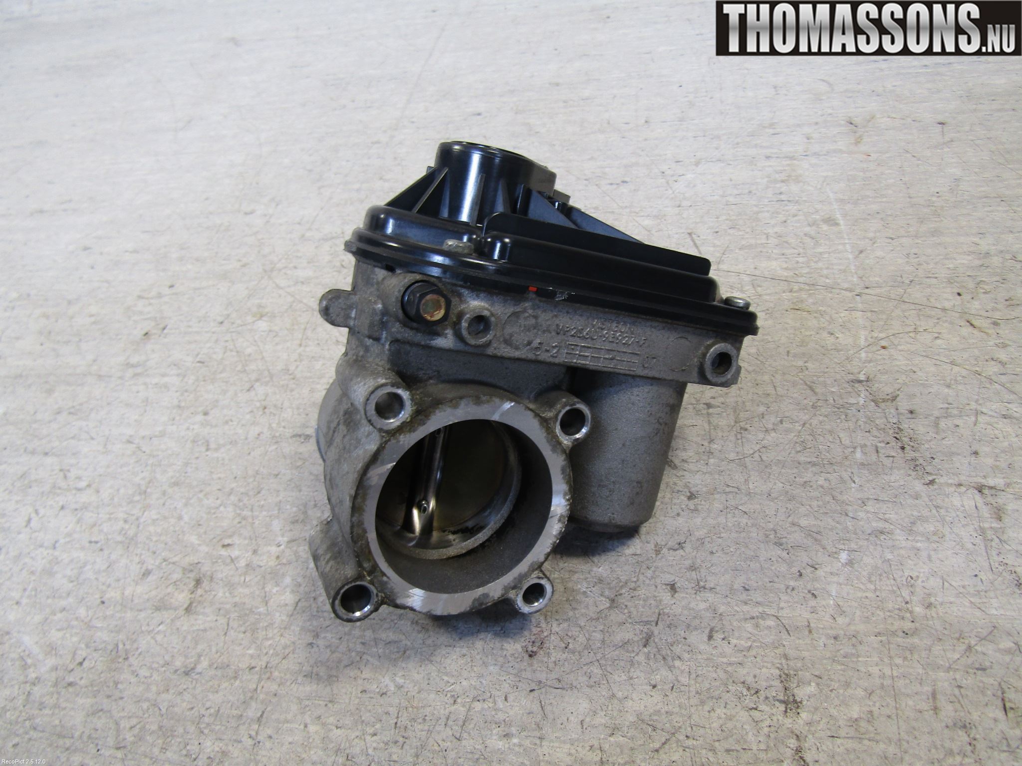 Ford FIESTA     06-08 Injspjällhus