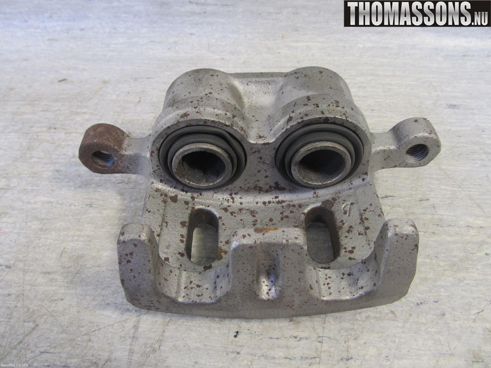 Citroen C-CROSSER Bromsok Fram Höger