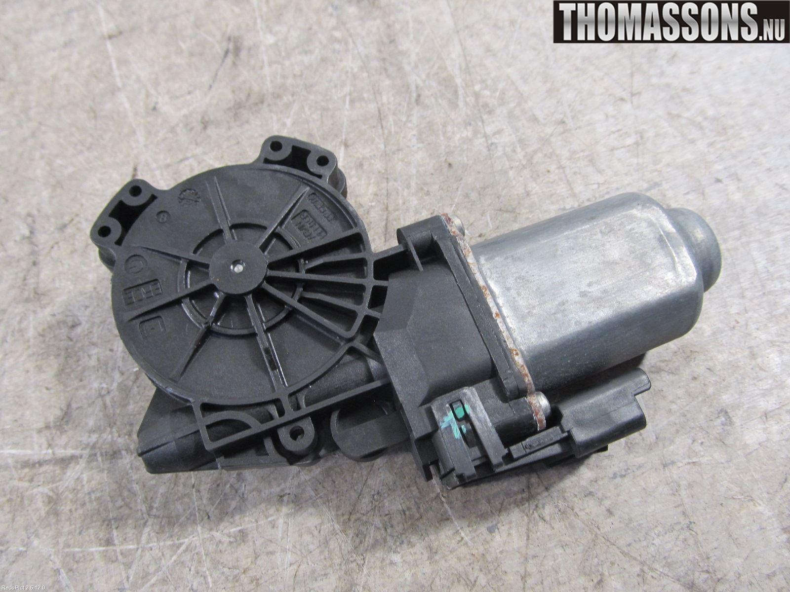 Nissan NAVARA 05-16 Fönsterhissmotor