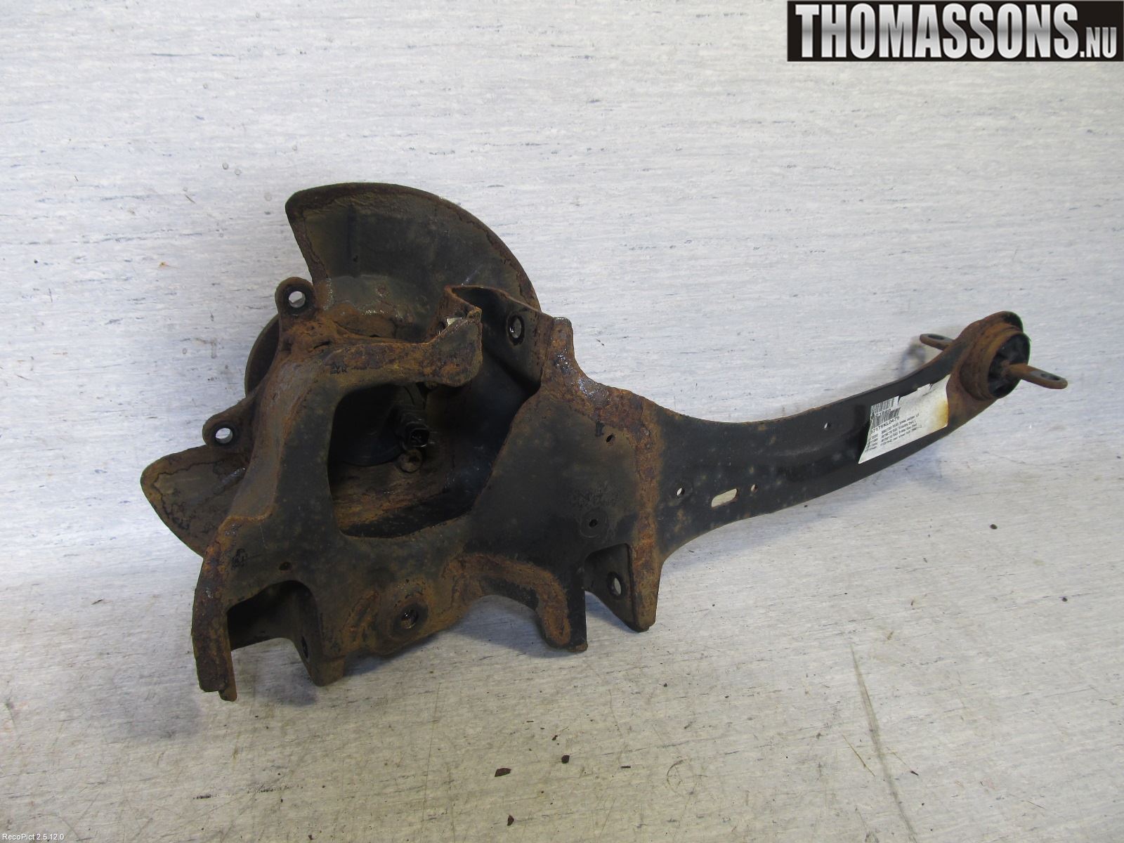 Volvo C30 07-10 Hjullagerhus-Spindel Vä B