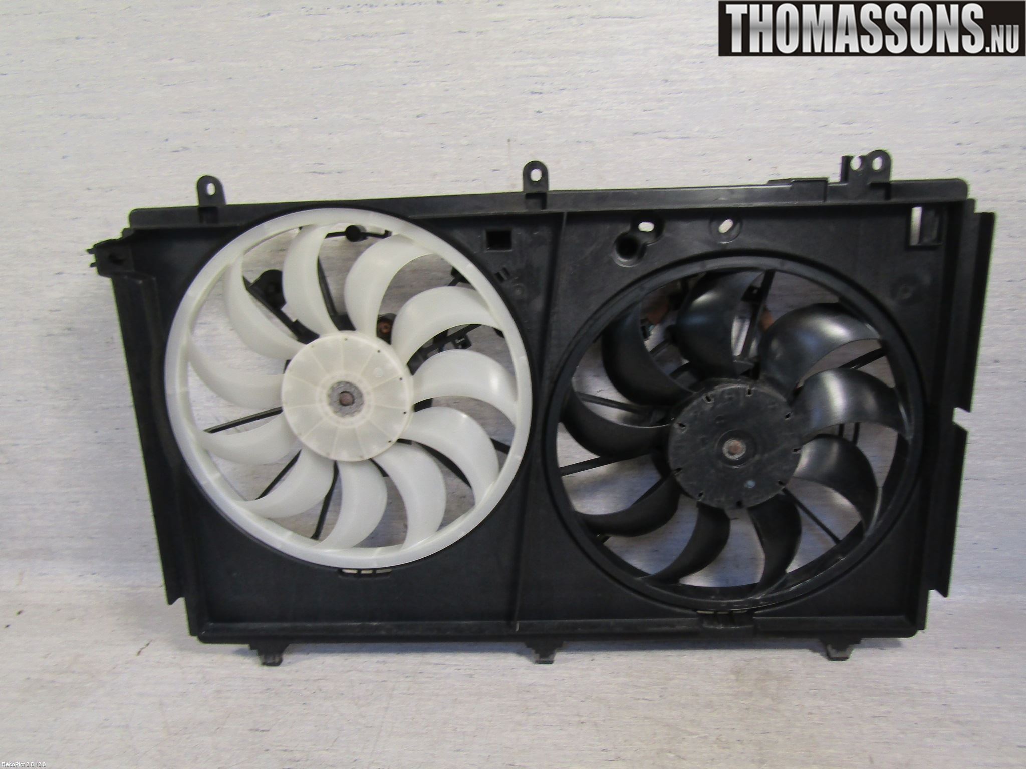 Mitsubishi OUTLANDER 13-21 Kylfläkt El