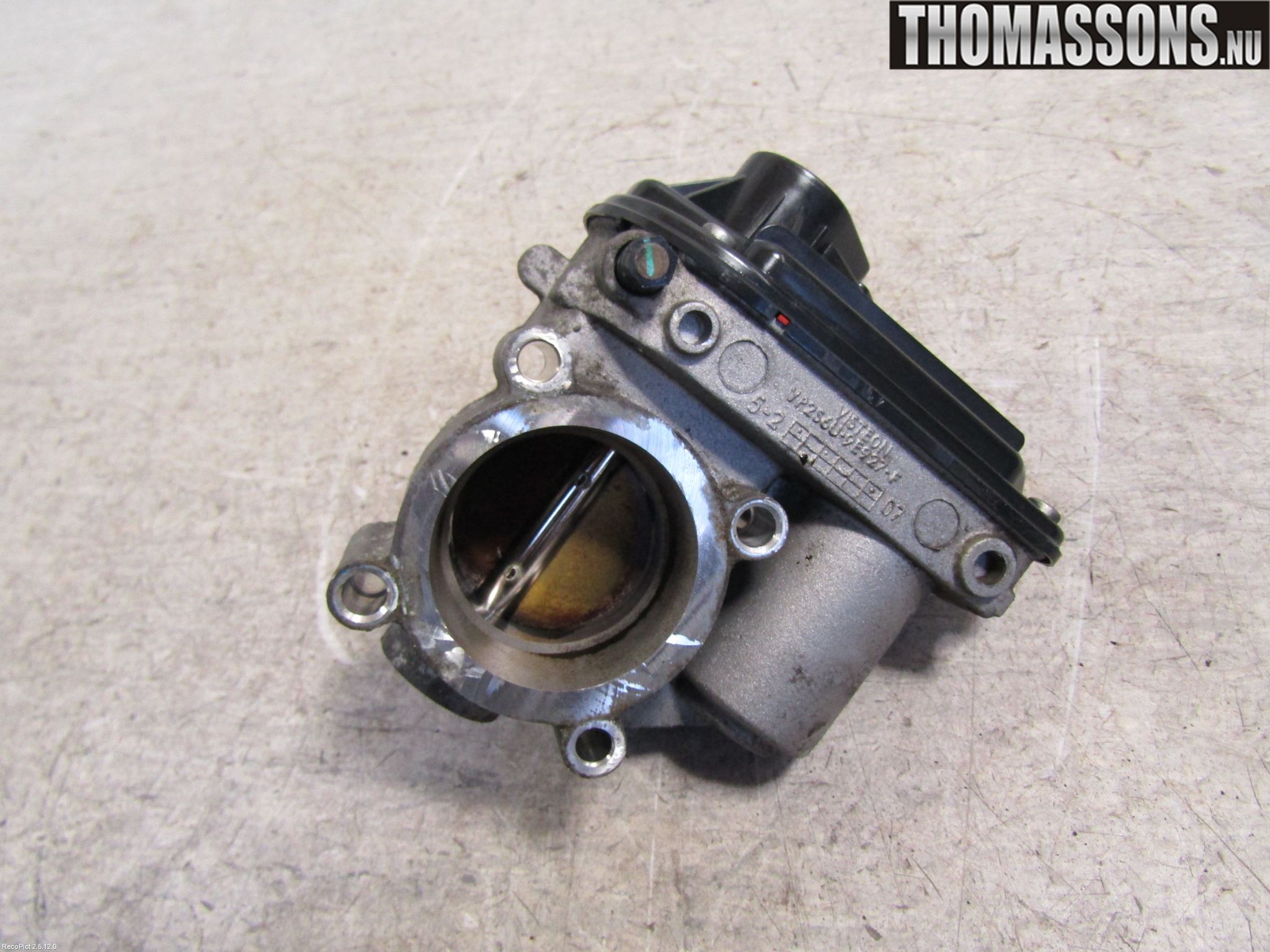 Ford FIESTA     06-08 Injspjällhus